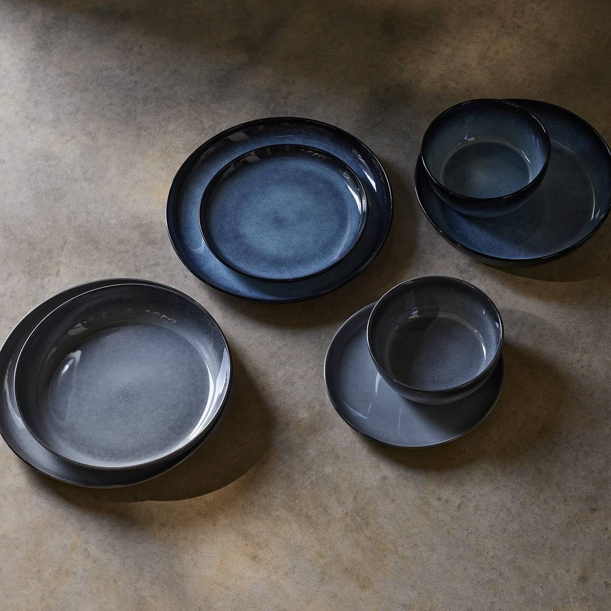  Blue plates and bowls. Shop dinnerware